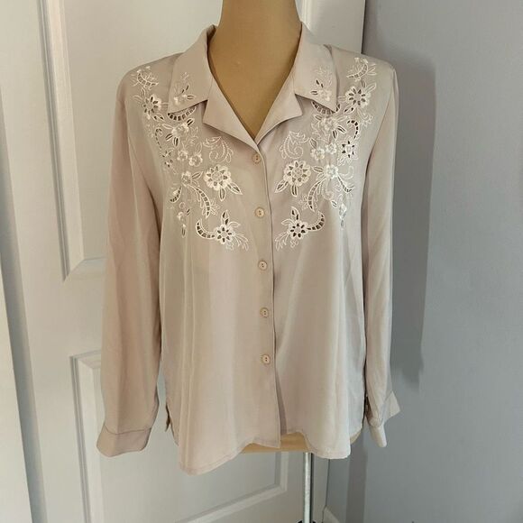 K.C. Studio Vintage Tan Floral Button Down Blouse - Picture 1 of 5